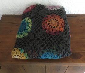 Wagon wheels blanket folded
