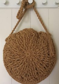 bag in raffia