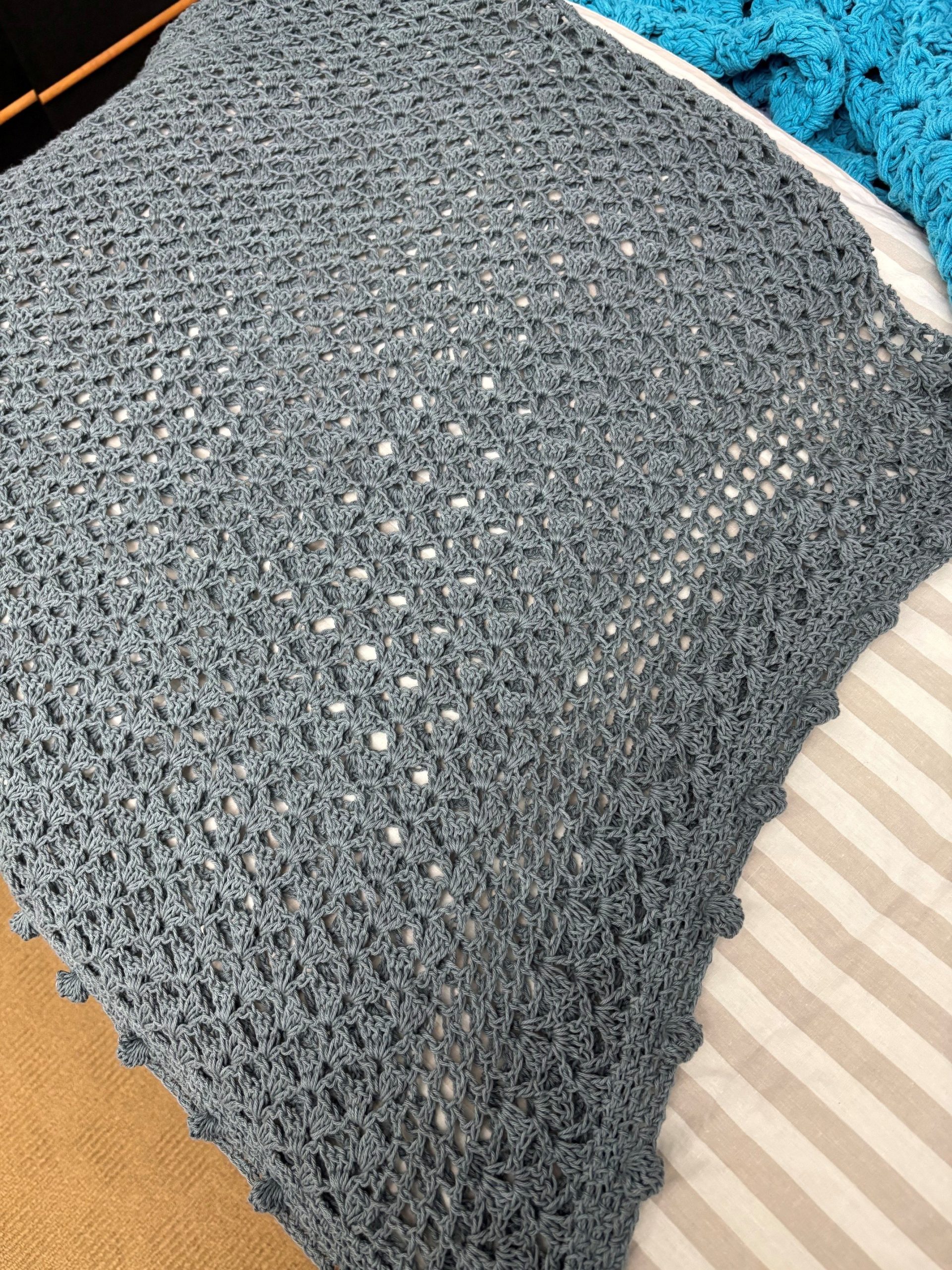 yazzys poncho detail shots 1